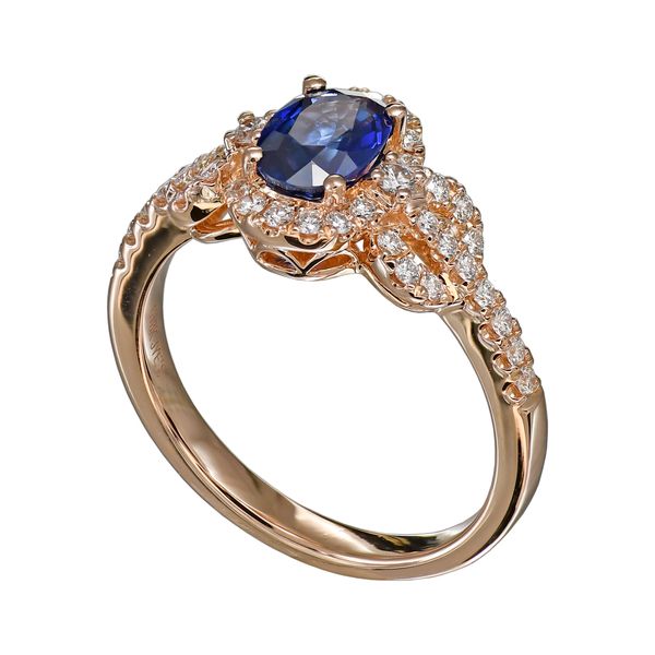 SAPPHIRE AND DIAMOND RING Erickson Jewelers Iron Mountain, MI
