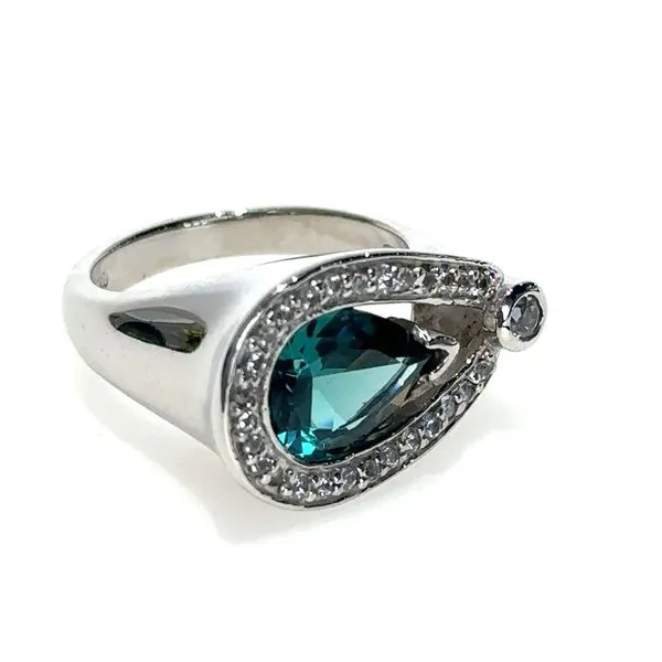 Caribbean Blue Quartz Ring Erickson Jewelers Iron Mountain, MI