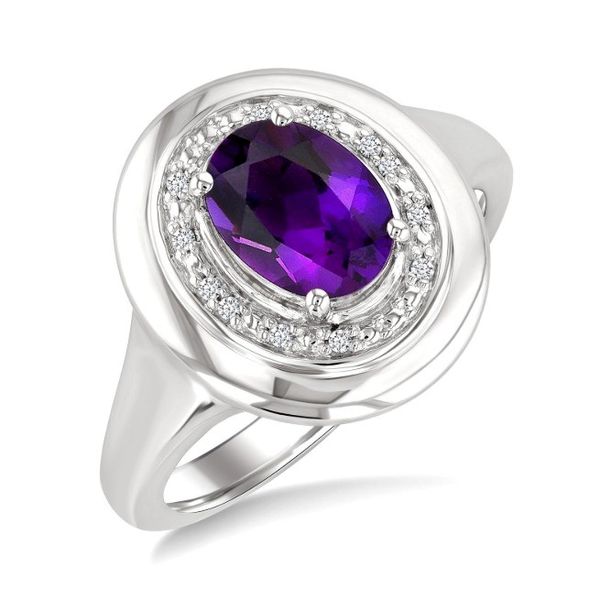 AMETHYST AND DIAMOND RING Erickson Jewelers Iron Mountain, MI