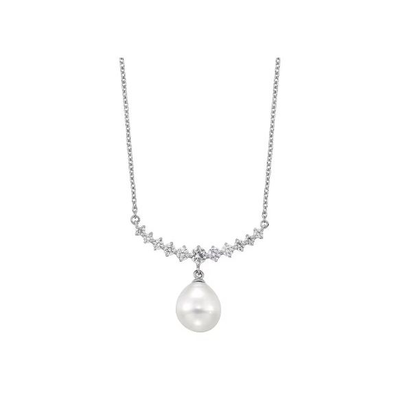 PEARL NECKLACE Erickson Jewelers Iron Mountain, MI