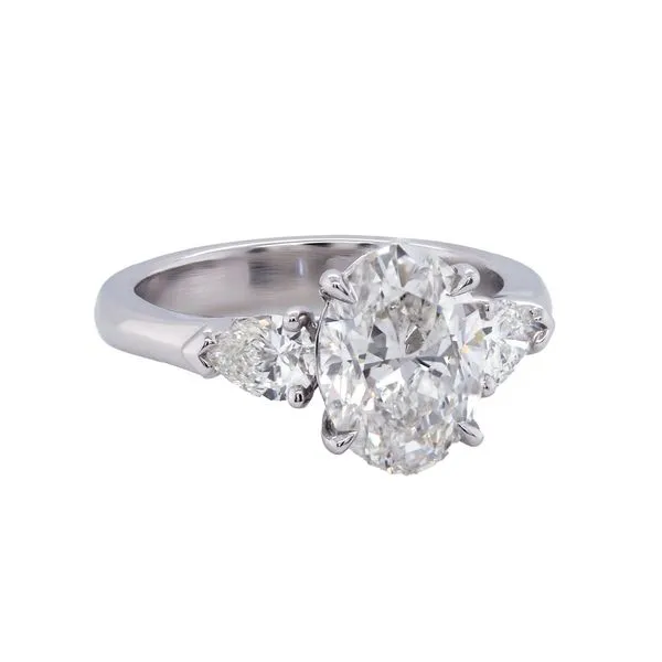 Oval Three Stone Ring Joe Escobar Diamonds Campbell, CA