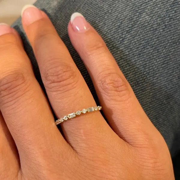 Baguette and Round Diamond Band