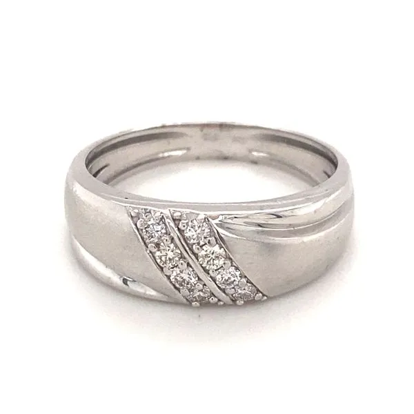 10KW 0.25ctw Diamond Band Falls Jewelers Concord, NC