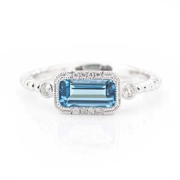 14K White Gold Topaz Ring
