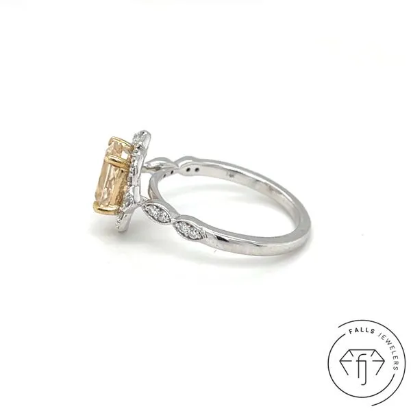 14KW 1.68ct Peach Sapphire Vintage Cocktail Ring Image 2 Falls Jewelers Concord, NC