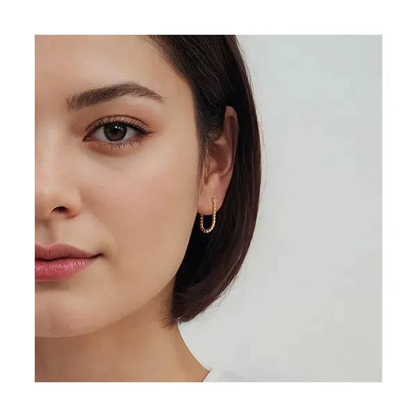 14K Yellow Gold Bujukan Classic Elongated Oval Hoop Earrings