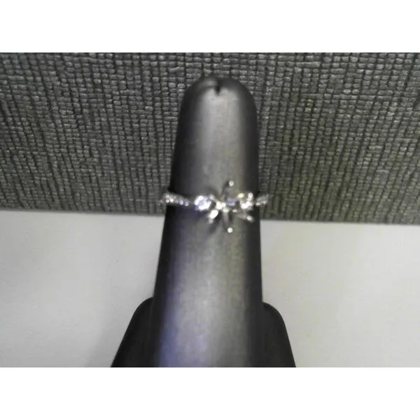 Ring Fanedos Jewelry  FAIRFIELD, CT