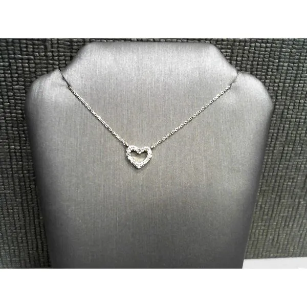 Necklace Fanedos Jewelry  FAIRFIELD, CT