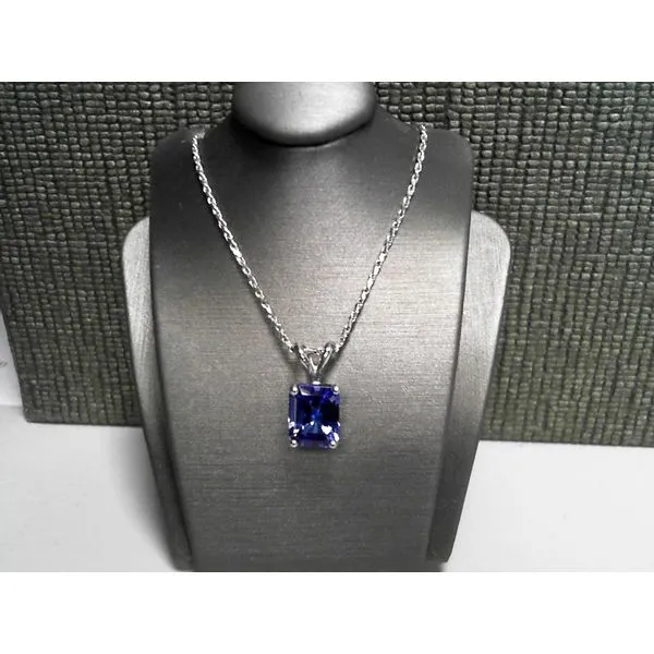 Necklace Fanedos Jewelry  FAIRFIELD, CT