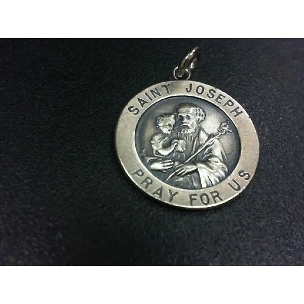 Charm/Pendant Fanedos Jewelry  FAIRFIELD, CT