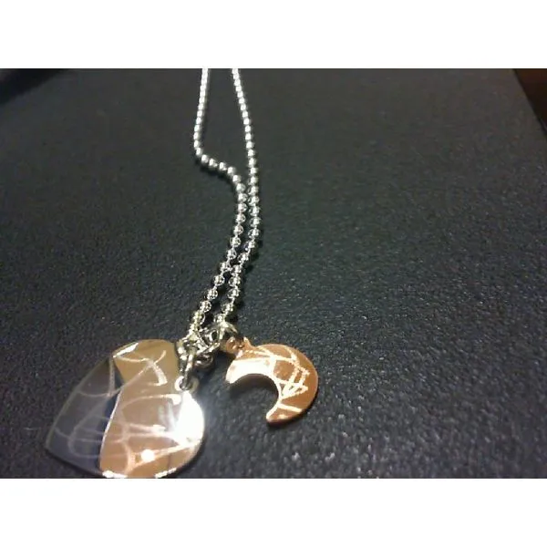 Charm/Pendant Fanedos Jewelry  FAIRFIELD, CT
