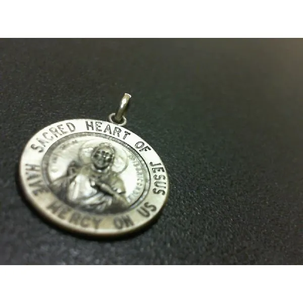 Charm/Pendant Fanedos Jewelry  FAIRFIELD, CT