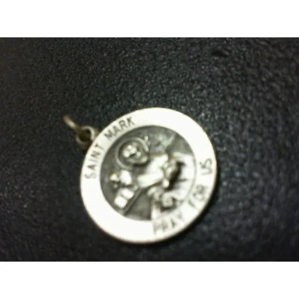 Charm/Pendant Fanedos Jewelry  FAIRFIELD, CT