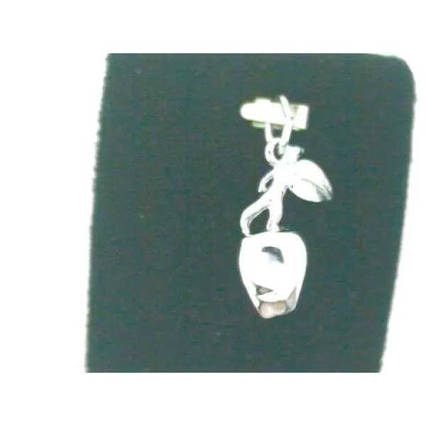 Charm/Pendant Fanedos Jewelry  FAIRFIELD, CT
