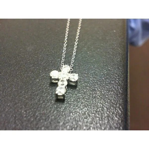 Charm/Pendant Fanedos Jewelry  FAIRFIELD, CT