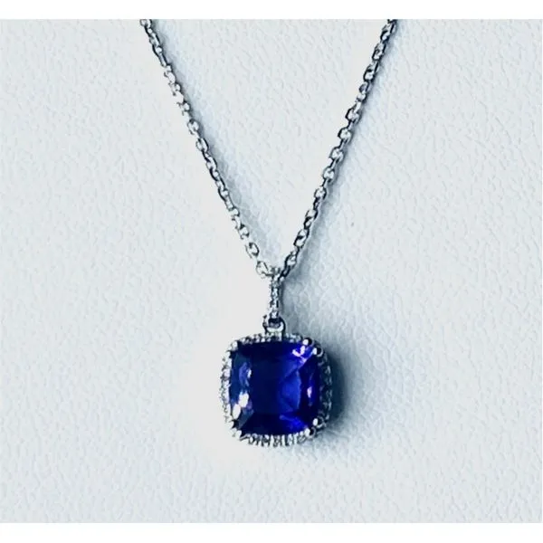 Pendants Farnan Jewelers Wayne, PA