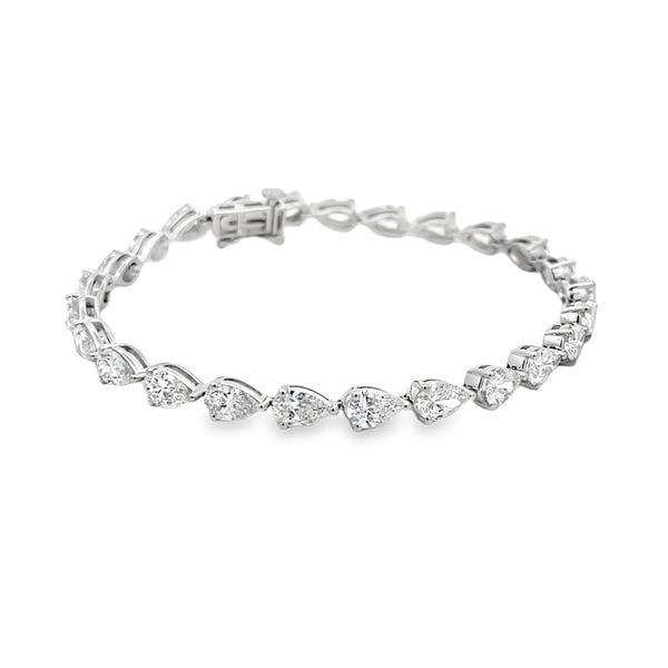 Lab Grown Diamond Bracelet Flora Gems Decatur, IL