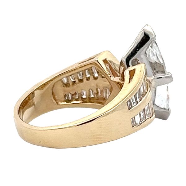 Estate - Diamond Ring Image 4 Flora Gems Decatur, IL