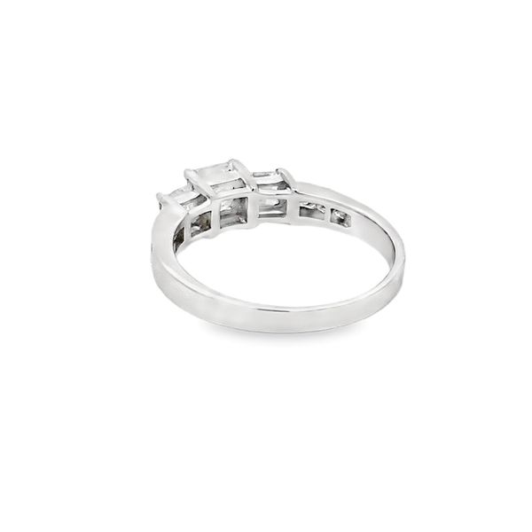 Estate - Diamond Ring Image 3 Flora Gems Decatur, IL