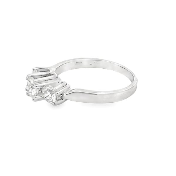 Estate - Diamond Ring Image 2 Flora Gems Decatur, IL