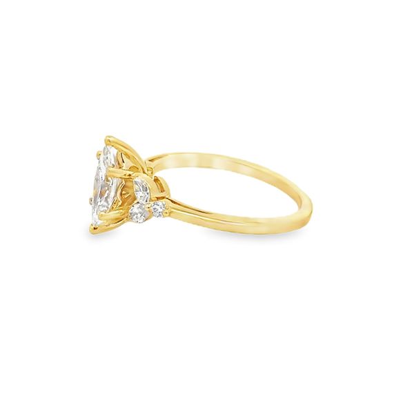 Estate - Diamond Ring Image 2 Flora Gems Decatur, IL