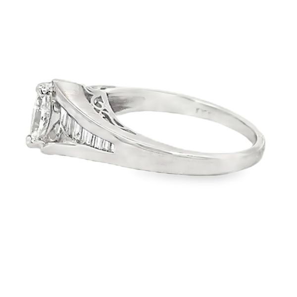 Estate - Diamond Ring Image 2 Flora Gems Decatur, IL
