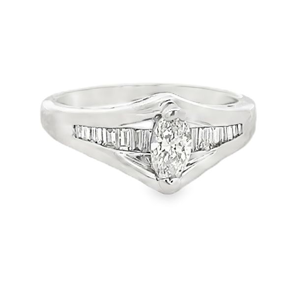 Estate - Diamond Ring Flora Gems Decatur, IL