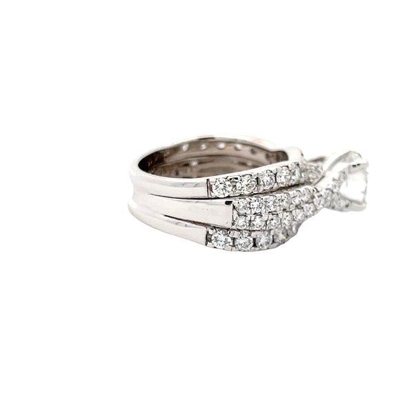 Estate - Diamond Ring Image 4 Flora Gems Decatur, IL