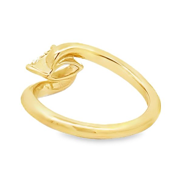 Estate - Diamond Ring Image 3 Flora Gems Decatur, IL