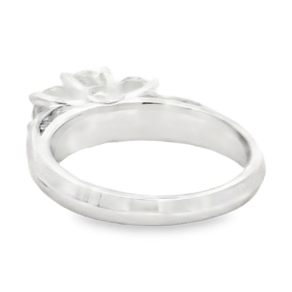 Estate - Diamond Ring Image 3 Flora Gems Decatur, IL