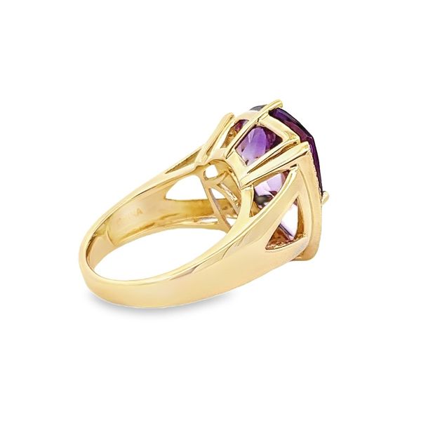 Estate - Amethyst and Diamond Ring Image 4 Flora Gems Decatur, IL