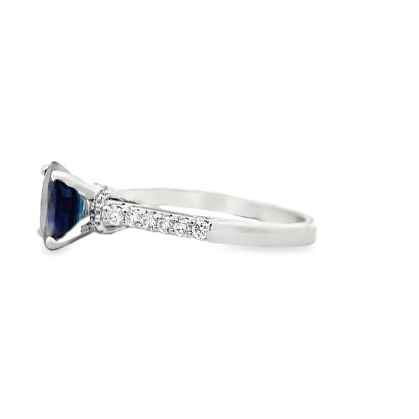 Estate - Blue Sapphire and Diamond Verragio Ring Image 2 Flora Gems Decatur, IL