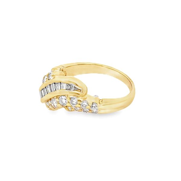 Estate -  Diamond Ring Image 2 Flora Gems Decatur, IL