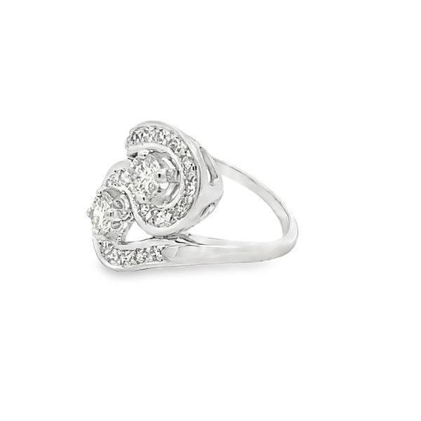 Estate - Diamond Ring Image 2 Flora Gems Decatur, IL