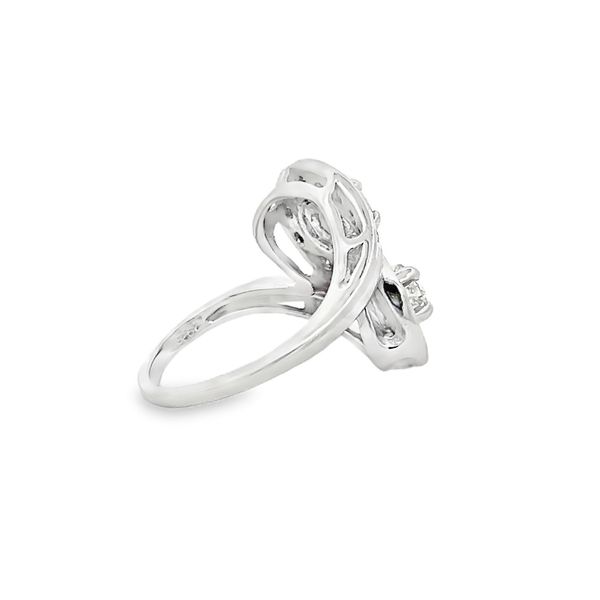 Estate - Diamond Ring Image 4 Flora Gems Decatur, IL