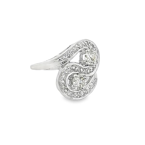 Estate - Diamond Ring Flora Gems Decatur, IL