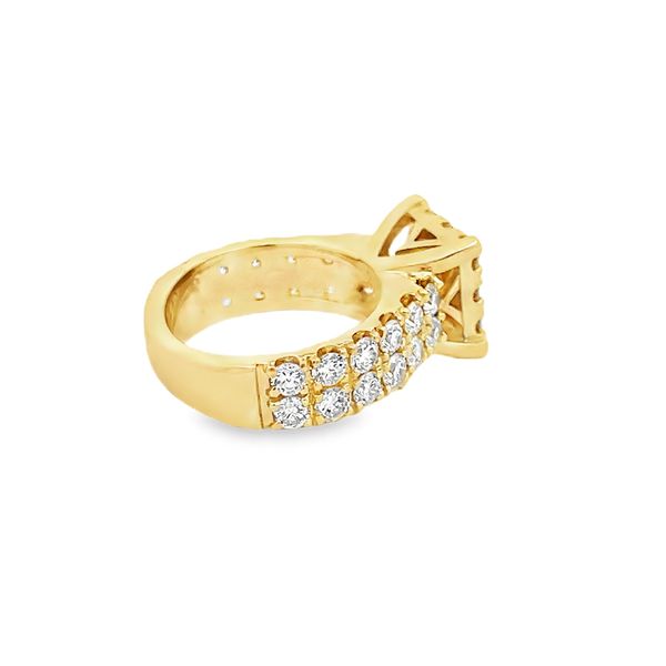 Estate - Diamond Ring Image 4 Flora Gems Decatur, IL