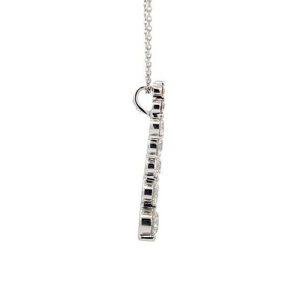 Estate - Diamond Journey Pendant Image 2 Flora Gems Decatur, IL