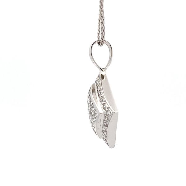 Estate - Diamond Pendant Image 2 Flora Gems Decatur, IL