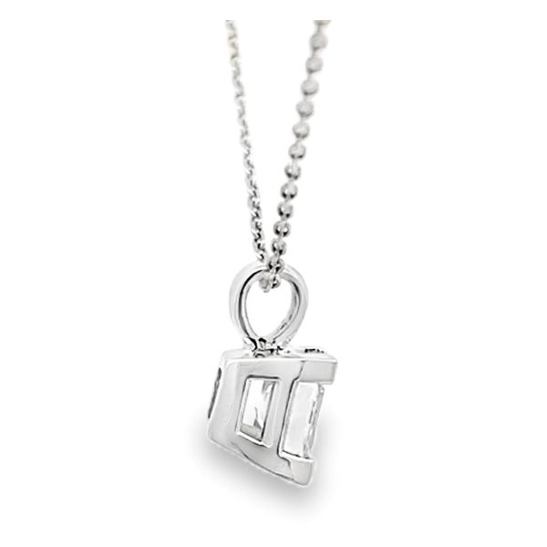 Estate - Diamond Pendant Image 4 Flora Gems Decatur, IL