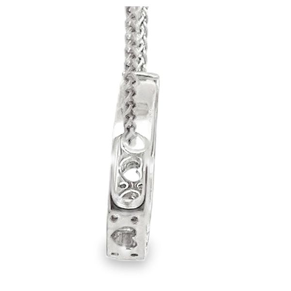 Estate - Diamond Pendant Image 4 Flora Gems Decatur, IL