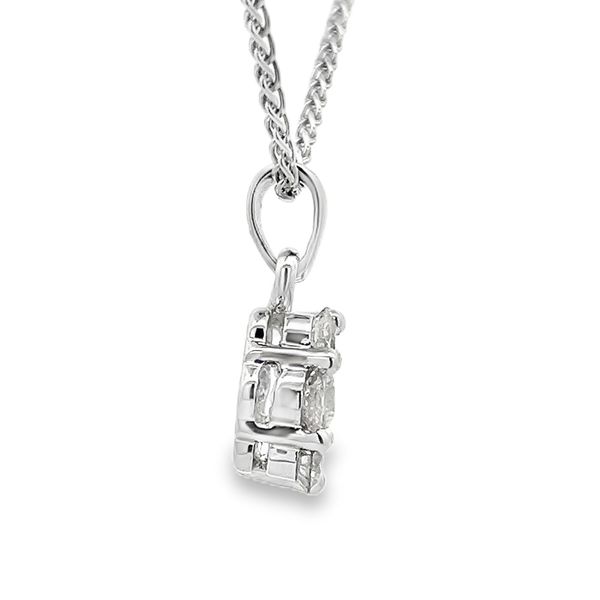 Estate - Diamond Pendant Image 4 Flora Gems Decatur, IL