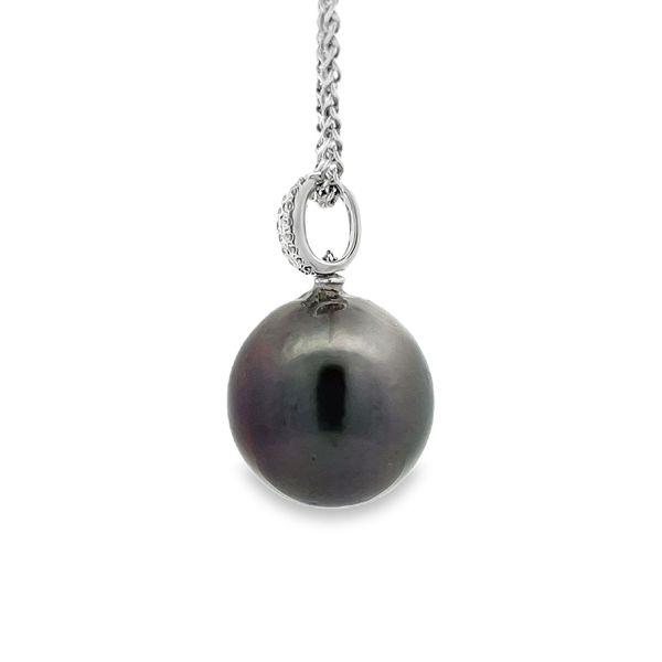 Estate - Pearl and Diamond Pendant Image 2 Flora Gems Decatur, IL