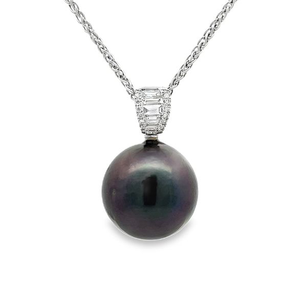Estate - Pearl and Diamond Pendant Flora Gems Decatur, IL