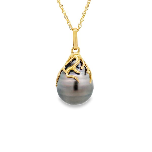 Estate - Pearl Pendant Image 3 Flora Gems Decatur, IL
