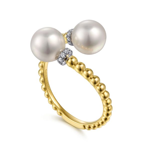 Pearl and Diamond Ring Image 3 Flora Gems Decatur, IL