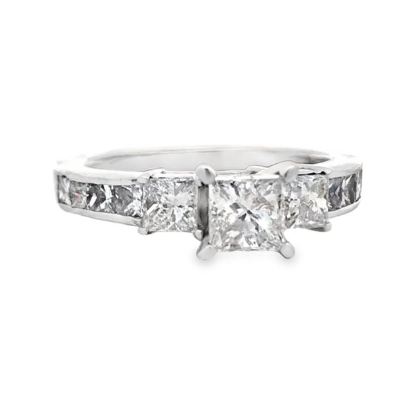 Estate - Diamond Ring Flora Gems Decatur, IL