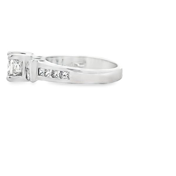 Estate - Diamond Ring Image 2 Flora Gems Decatur, IL
