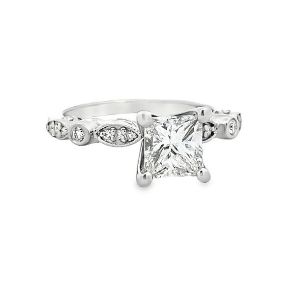 Estate - Diamond Ring Flora Gems Decatur, IL