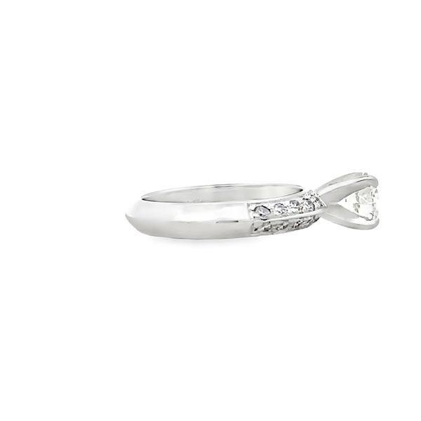 Estate - Diamond Ring Image 4 Flora Gems Decatur, IL